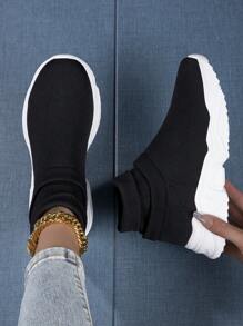 Zapatos deportivos casuales para mujer, nuevos calcetines de media caña tejidos para verano, botas tipo calcetín con suela gruesa antideslizante, diseño minimalista y elegante de puntera redonda, botas casuales para caminar al aire libre, viaje y vacaciones. Botas de calcetín de punto cómodas y transpirables para mujeres, zapatos deportivos elegantes y personalizados de estilo urbano para combinar con cárdigan, vestido largo, suéter, falda, botas cortas negras.