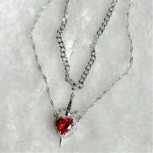 2 Pcs Gothic Punk One Arrow Through The Heart Creative Two Color Couple Necklace Red Rhinestone Heart Necklace Friend Birthday Gift