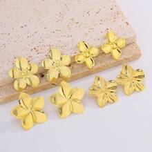 Vintage 18K Gold Plated Stainless Steel Asymmetrical Hammered Flower Earrings, European & American Cross-Border Design
