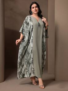Plus Size Women's Random Print Elegant V-Neck Arabic Style Dress - Green - View 5