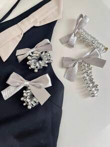 1/2 szt. wysokiej jakości srebrnej gumki do włosów w kształcie kokardki, idealnej do wysokich i niskich kucyków z tyłu głowy, warkoczyki bąbelkowe, akcesoria do włosów, przybory do włosów, akcesoria kosmetyczne, akcesoria do kręconych włosów dla kobiet, jesień, podróże, akcesoria do włosów, akcesoria damskie, artykuły do włosów, kręcone włosy, gumki do włosów, gumki do włosów, akcesoria do kręconych włosów, prezenty, podróże, prezenty dla kobiet, artykuły do włosów, ozdoby do pończoch