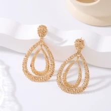28pcs/Set Fashionable & Elegant Assorted Shaped Earrings