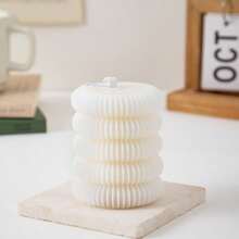 1 Stück nordischer Kunstdekoration mit geometrischer Form als Duftkerze, einfache weiße Kerzen Dekoration, hochwertig handgefertigt aus Soywachs, kreative Mode Kerzen Deko, geeignet für Heim Dekoration, Tischdekoration, Raumduft, Foto Requisiten, als Geschenk für Freunde und Familie, Feiertage, Duftkerzen für alle Jahreszeiten, Kerzen Deko - Verschiedenfarbig - Übersicht 14