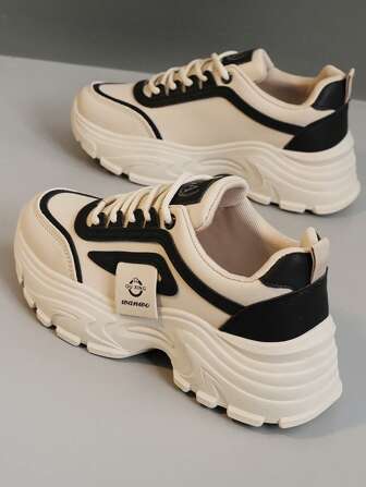 1 双女式休闲复古厚底运动鞋，圆头系带户外运动皮鞋，春夏