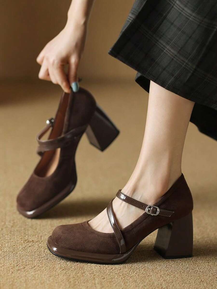 French Retro Black Pointed Toe Mary Jane Shoes, Chunky Heel High Heels, Chic Footwear, 2025 Spring New Arrivals