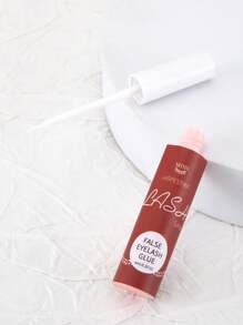 1Pc 6ml Bottle Of Clear False Eyelash Glue. This Super-Strong Hold, Gentle, And Non-Irritating Eyelash Lengthening Glue Is Latex-Free, Waterproof, And Lasts Up To 72 Hours. Suitable For Strip False Eyelashes And For Sensitive Eyes, Ideal For DIY False Eyelash Makeup At Home. - White - View 9