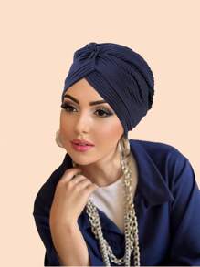1pc Minimalist Solid Color Beanie Hat, Flattering Design For Daily Use
