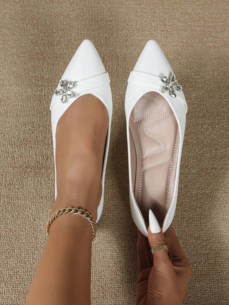 Women's New Fashionable Comfortable Versatile Soft Spring Matching Dress Low Vamp Flats, Soft Leather Qualitative Style, Spring/Summer - Silver - View 1