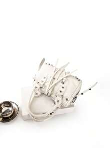 1 chiếc túi xách nữ màu be phối nhiều mảnh, đính đinh tán, tua rua, khóa kéo, chất liệu PU cổ điển, thắt lưng trang trí, quai xách đôi đính đinh tán, dây đeo vai điều chỉnh được, khóa kéo. Túi xách thời trang retro ngọt ngào, sang trọng kiểu punk Y2K dành cho nữ, túi đeo chéo phong cách giản dị nhưng sang trọng, đựng được điện thoại, thẻ, v.v., thích hợp cho đi du lịch và mua sắm hàng ngày. - Màu be - Xem 2