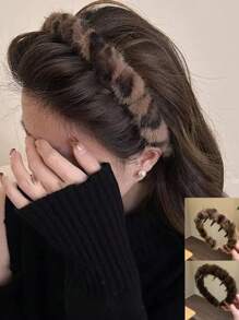 1pc Vintage Plush Leopard Print Wavy Hair Band, Women's Autumn/Winter Headband For Washing Face, High Crown Pressure Headband, Hair Accessory