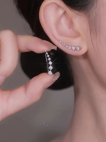1 Pair Women's Earrings Set: Cubic Zirconia Big Dipper Stud Earrings, Cubic Zirconia Crawler Earrings, Fashion Rhinestone Hanging Earrings, 7-Stone Diamond Earrings, Boutique Design Luxury Stud Earrings