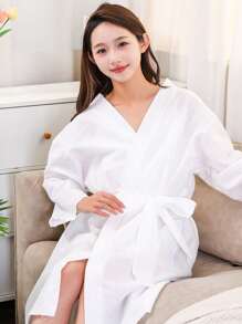 1pc Travel Bathrobe, Disposable Bath Towel, Summer Bathrobe, Travel With Bathroom Towel, Convenient Disposable Hotel Bathrobe, Portable Bathrobe, Unisex Bathrobe, Suitable For Hotels, Homestays, Pool Party Supplies, Spa, Beauty Salon, Clean, Health, Thick Comfort And Skin Friendly Clean Home Bathroom Decor Back To School