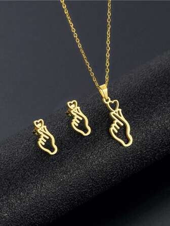 Conjunto de 3 piezas de pendientes y collar con colgante con gesto de corazón de acero inoxidable de estilo minimalista europeo y americano, accesorios de uso diario para mujeres