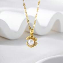 1pc Exquisite Shimmering Style Copper Inlaid Zirconia 18K Gold Plated Faux Pearl Shell Pendant Necklace, Suitable For Women Beach Holiday, Jewelry Accessories Gift For Friends