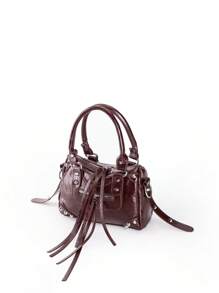 1 chiếc túi xách vuông màu đỏ tía phối nhiều mảnh, đính đinh tán, tua rua, khóa kéo, chất liệu PU cổ điển, dây đai trang trí, quai xách đôi đính đinh tán, dây đeo vai điều chỉnh được, khóa kéo, thời trang retro, ngọt ngào, punk, phong cách Y2K cho nữ, túi đeo chéo nữ phong cách giản dị sang trọng, đựng được điện thoại, thẻ, thích hợp cho đi du lịch, mua sắm hàng ngày, túi nữ phong cách Bohemian, túi nữ thời trang những năm 2000, túi nữ cổ điển, túi màu đỏ tía thời trang, túi màu đỏ. - Màu Đỏ Sâu - Xem 6