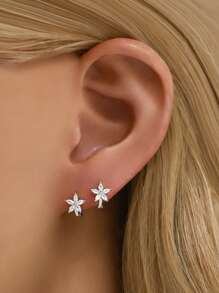 1pc Elegant 925 Sterling Silver Flower Hoop Earrings With Shiny Cubic Zirconia, Featuring A Simple Five-Leaf Clover Design, Suitable For Girls And Ladies For Daily Wear And Parties
