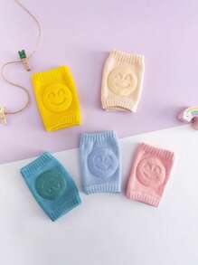 1 双卡通印花及膝袜，适合新生儿和婴儿，适合春秋季节