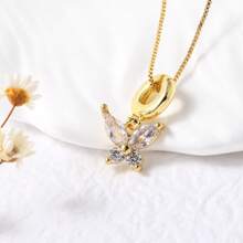 1 件不锈钢 18K 珍珠项链配彩色锆石蝴蝶吊坠，时尚奢华，适合派对、约会、工作 - 蝴蝶型 - 查看 11