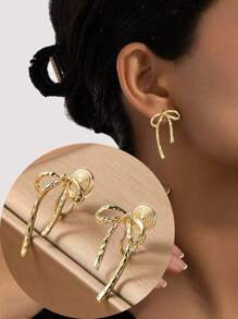 1 para eleganckich kolczyków z kokardką dla kobiet, kolczyki do uszu z klipsem, odpowiednie do codziennego noszenia i jako prezent