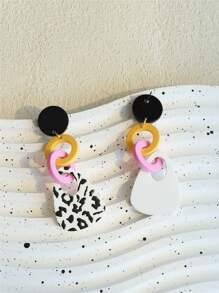 1 paire de boucles d'oreilles pendantes acryliques entrelacées à imprimé léopard, élégantes pour femmes