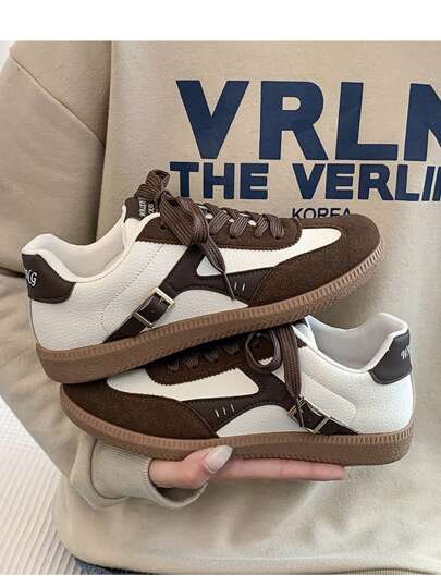 2025 New Women Flat Casual Sneakers