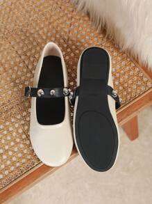 春秋季新款时尚法式奶奶鞋系带铆钉皮革芭蕾平底玛丽珍鞋女款 - 杏色 - 查看 6