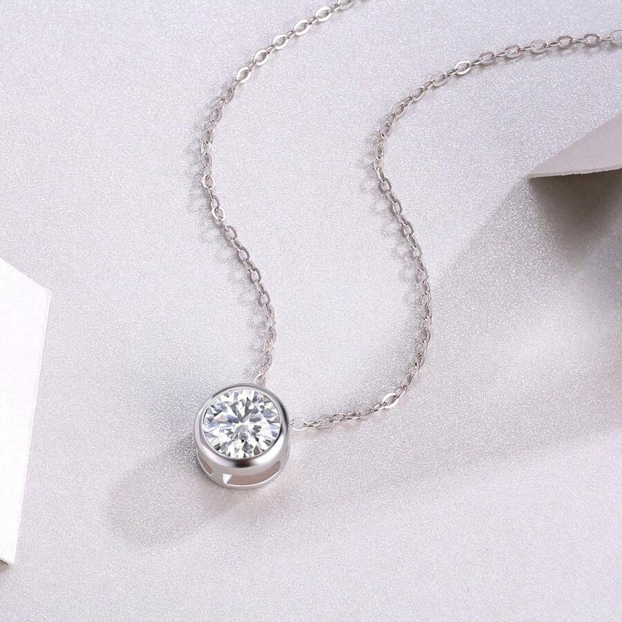 1pc Classic Single 2-Carat Moisanite Stone Graceful Pendant Necklace 925 Sterling Silver Elegant Versatile Fine Jewelry Perfect Birthday Gifts For Women St. Patrick's Day Easter Gift - Silver - View 1