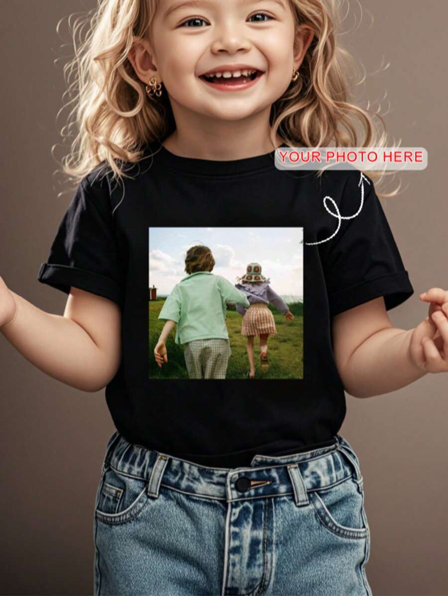 Bedrucktes Mädchen & Mädchen Kurzarm T-Shirt mit Foto, personalisiertes Design, lade deine eigenen Muster, Logos, Bilder, Fotos, Gruppenaufnahmen, Haustierfotos hoch, personalisierte Team-Uniformen & Outdoor-Bekleidung, Rundhals-Mädchen-T-Shirt, schwarze Bluse, Geschenke für Feiertage, Geburtstage, 1. Geburtstag, Kulturtops, Sommer Mädchen-Top - Schwarz - Übersicht 1