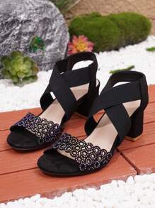 女士系带交叉松紧带粗跟罗马凉鞋，激光切割铆钉鞋面，优雅舒适的高跟凉鞋