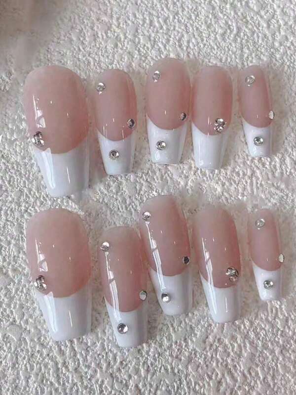 10 Stücke Acryl-Nagelvorsätze, Sommer Nägel Nagelvorsätze Beach Essentials, schöne Sarg-Panzer-Fake-Nägel, DIY, Halloween Nagelbedarf, Nude-Farbverlauf French Nude Nägel, geeignet für Damen zur Verwendung bei Hochzeiten, Partys, Feiertagen, Geschenk-Nagel-Tools.
