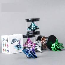 1 gyroscope coloré entraîné par le vent, artéfact de décompression. Il suffit de le souffler pour le faire tourner. Les deux extrémités du gyroscope peuvent tourner. Facile à utiliser. Multiples couleurs au choix. Couleurs vives. Amusant et facile à utiliser. Artéfact de décompression. Très adapté pour offrir en cadeau à des amis.