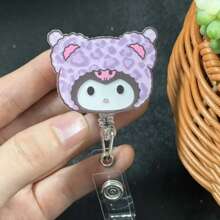 Sanrio 1 pezzo Porta badge a rullo retrattile in acrilico con personaggi di Hello Kitty e amici, adatto per medici, infermieri, insegnanti - Accessorio per auto, zaini, con effetto glitter