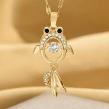 1 Peça Colar com Corrente Banhada a Ouro de Aço Inoxidável com Pingente de Zircônia Cúbica, Trevo da Sorte, Peixinho Dourado e Corações, para Mulheres, Meninas e Casais, Ideal para Uso Diário, Festas ou Festivais, Estilo Simples, da Moda e Retrô, Ins