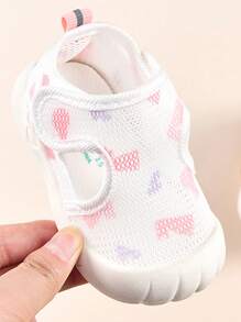 春夏 0-3 岁婴儿初学步鞋防滑软底网眼透气舒适婴儿凉鞋