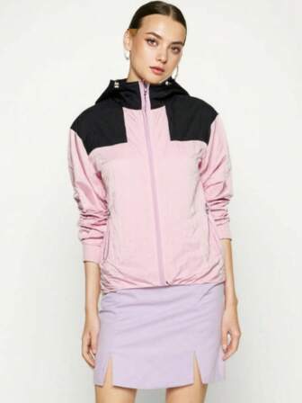 女士户外夹克风衣，舒适又时尚