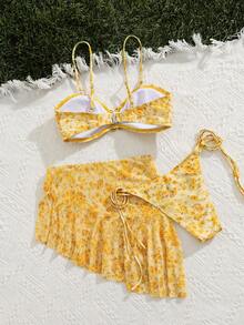 Xinshengyuan 3pcs/Set New Year's,Valentine's Day Costumes,Side-Tie Style Women's Lower Garment,Lotus Leaf Hem Pleated Short Skirt,Cute Casual Floral Print Bandeau High Cut Bikini With Skirt Women's Asymmetrical Spaghetti Strap Swimwear With Middle Metal Ornament,Detachable Swimwear Pad,Holiday Matching Outfit,Summer Sunshine Beach Outfit,Winter Hot Spring Swimsuit Swim Trunks. - Multicolor - View 2