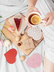 4pcs Valentine's Day Heart Coasters Handmade Braided Heart Coasters Pink Red Cup Mat, Anti Slip Absorbent Drinks Mat For Home Restaurant Tea Coffee Bar Decoration