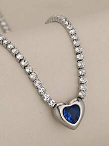 1 pieza Collar con colgante de corazón de acero inoxidable con circonita para mujeres, cadena clásica simple, colgante de ágata roja en forma de corazón, collar de clavícula elegante, joyería de celebridad de internet