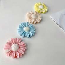 1pc Silicone Daisy Flower Design Candle Mold With Holes, Multi-Purpose