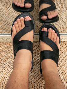 Men's Black Arabic-Style Comfortable Flip Flops - Black - View 4