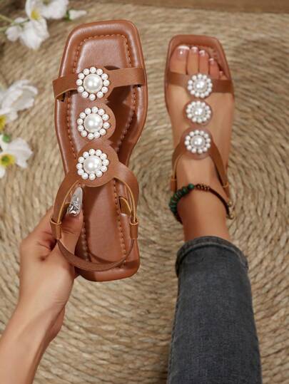 Sandali piatti comodi da donna con decoro di perle e cinturino elastico, scarpe eleganti da lavoro/da mamma