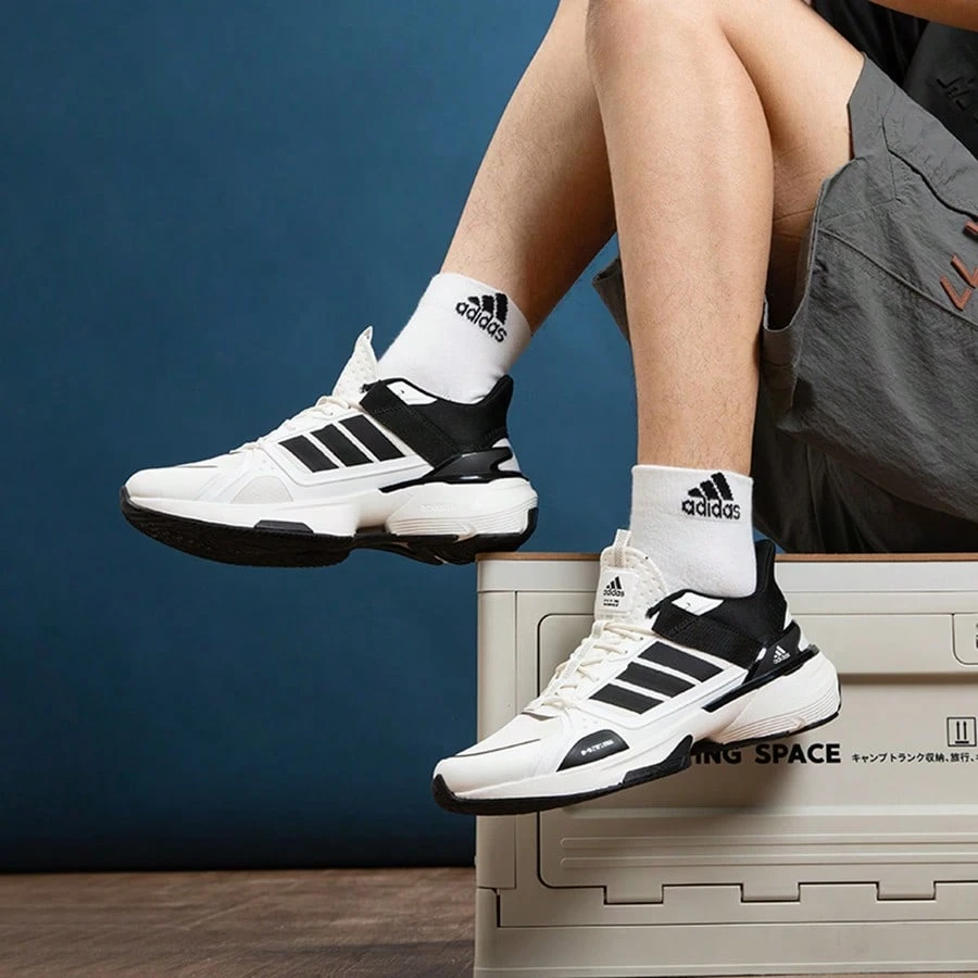 Adidas 新作 カジュアルスポーツシューズ メンズ レディース MTS 軽量