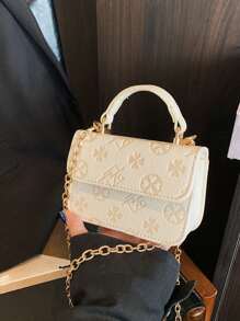 1pc Fashionable And Simple Printed Handbag, Letter Embossed All-Match Mini Handbag Small Square Bag, Change Lipstick Bag, Pu Material With Fashionable Chain Shoulder Strap, Magnetic Buckle Flap Opening And Closing, Suitable For Shopping, Daily Use, Fashionable And All-Match Square Bag Shape Handbag Crossbody Bag - PU Handbag - View 5