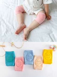 1 双卡通印花及膝袜，适合新生儿和婴儿，适合春秋季节