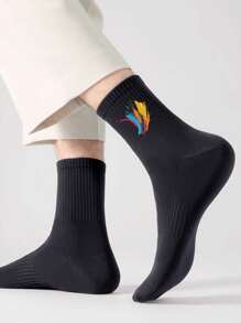 1/3/5/10 paires de chaussettes hautes pour hommes qui absorbent l'humidité et la transpiration, chaussettes montantes, blanches, longues, noires, douces, respirantes et antidérapantes. Conçues pour les sports, les loisirs, la maison, le travail et pouvant être portées en toutes saisons. Les couleurs sont aléatoires.