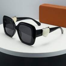 The Latest Love Fashion Glasses Fashion TR Frame Love Temples Fashion Large Frame Face Covering Fashion Glasses Fashion With Casual Gifts