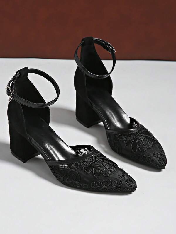 New 2025 Korean Style Mid-Heel Strap Closed Toe Women Sandals, Thick High Heel Mesh Hollow Design