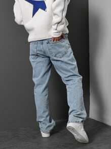 Pantalones vaqueros rectos sueltos para hombre, de unicolor, con estilo casual minimalista retro de calle, con vibra juvenil deportiva universitaria. Los detalles incluyen botones, bolsillos y cremallera. Adecuados para uso diario, para ir al trabajo, actividades al aire libre y reuniones.
