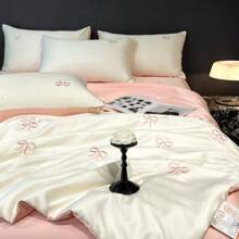 1pc Silky Butterfly Embroidered Lightweight Luxury Duvet, All-Seasons Use, Machine Washable - Pink Jade - View 11