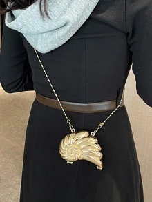 Gorgeous, Fashionable And Classic Solid Color Acrylic Metal Box Bag, Beaded Chain Evening Bag, Star-Shaped Coin Purse, Suitable For Parties And Dinners. - Gold - View 2